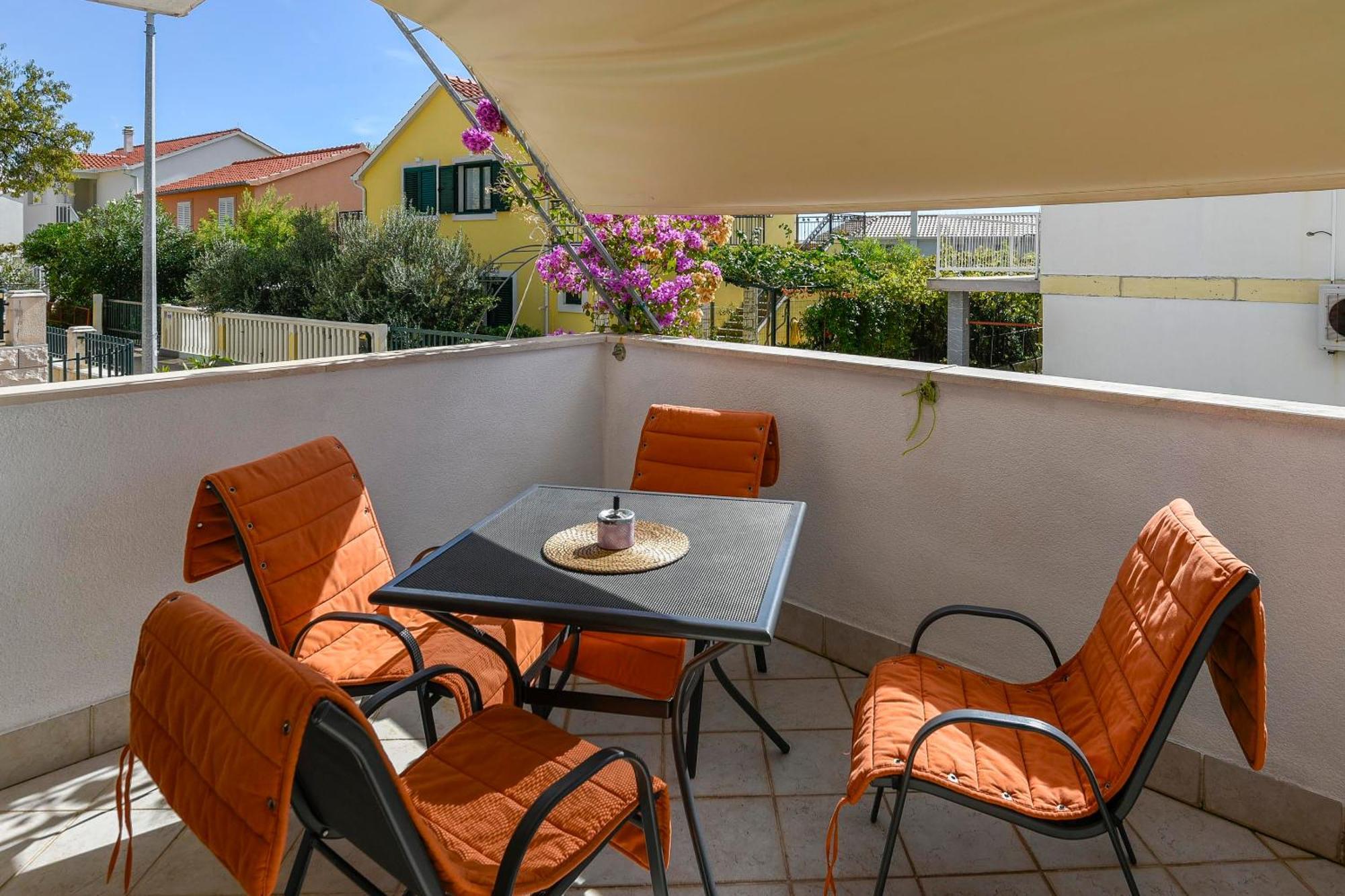 Apartments Villa Vida 奥瑞比克 外观 照片
