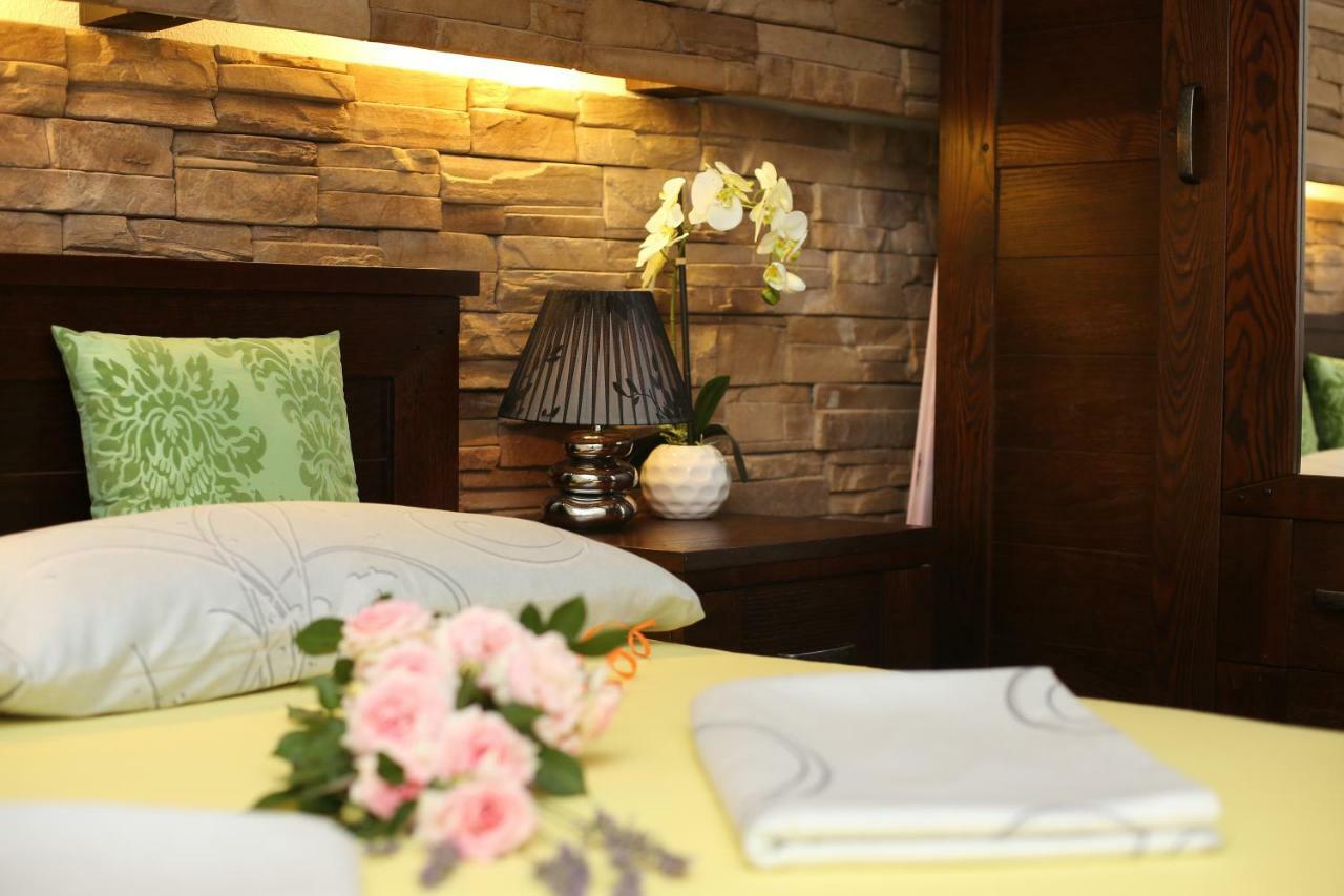 Apartments Villa Vida 奥瑞比克 外观 照片